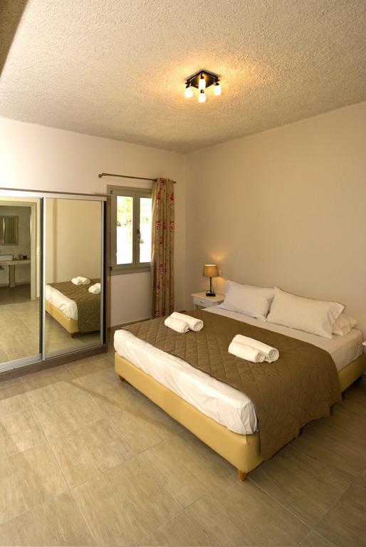 Alafouzos Studios & Apartments Kamári Chambre photo